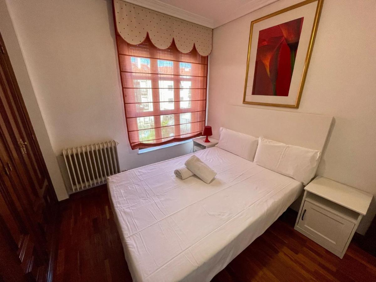 Apartamento Reyes De Espana / Free Parking & Wi Fi Salamanca Bagian luar foto