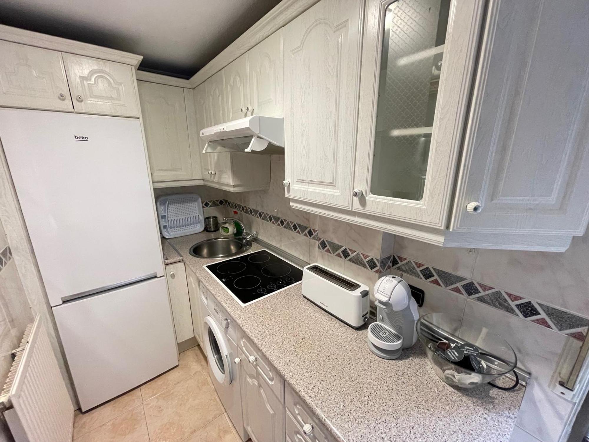 Apartamento Reyes De Espana / Free Parking & Wi Fi Salamanca Bagian luar foto